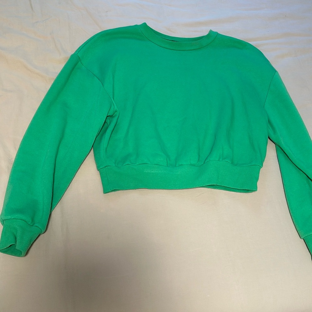 Green Target-WILD FABLE Semi-Cropped Crew